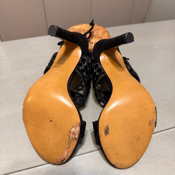 Latitude Femme (37) Black Suede+Eyelit Sandal - Picture 6 of 7